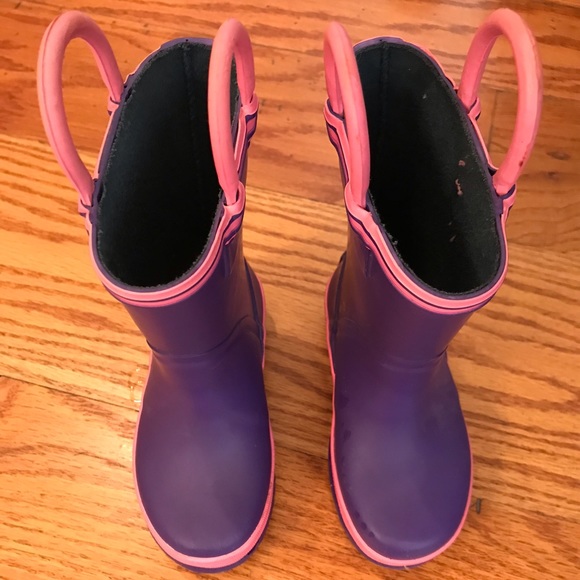 EUC Carter’s Rain Boot, Purple - Picture 2 of 4